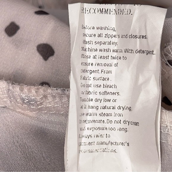 XL WHITE BLACK DOTS DALMATIAN PRINT ROMPER LIGHTWEIGHT  LONG SLEEVE - Picture 13 of 13